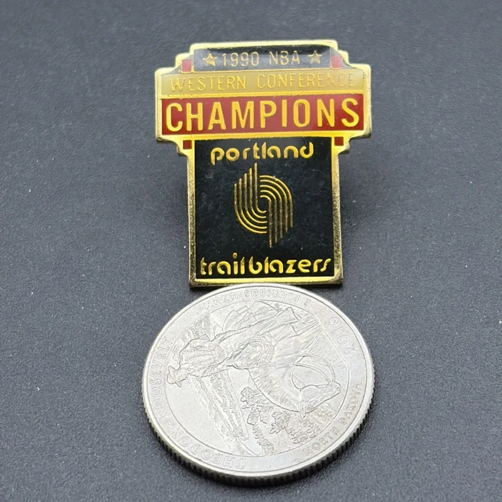 1990 Portland Trailblazers Western Champs NBA‎ Basketball Lapel Hat Pin
